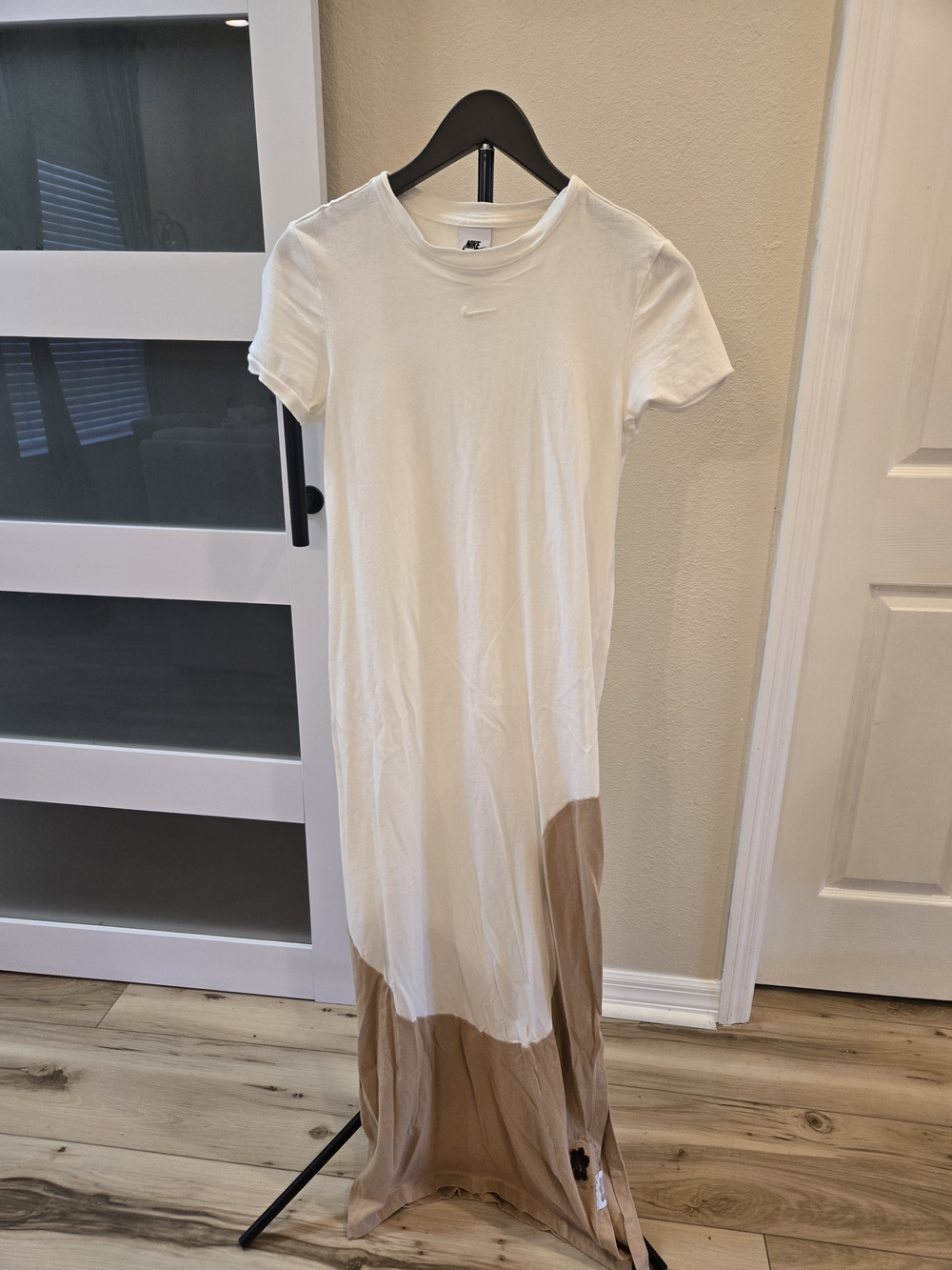 Nike Women’s White and Tan Block Maxi Dress